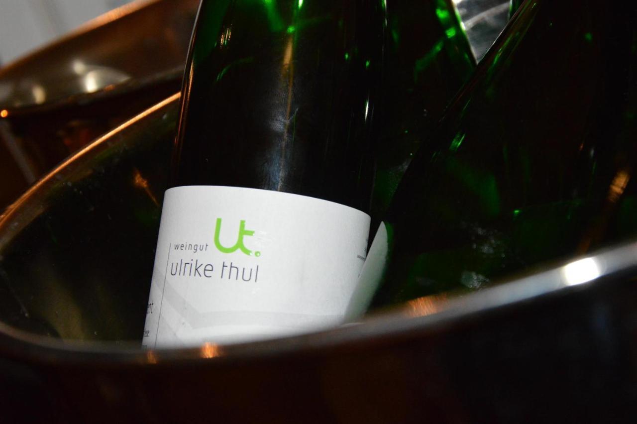 Ferienweingut Ulrike Thul Apartment ไลเวน ภายนอก รูปภาพ