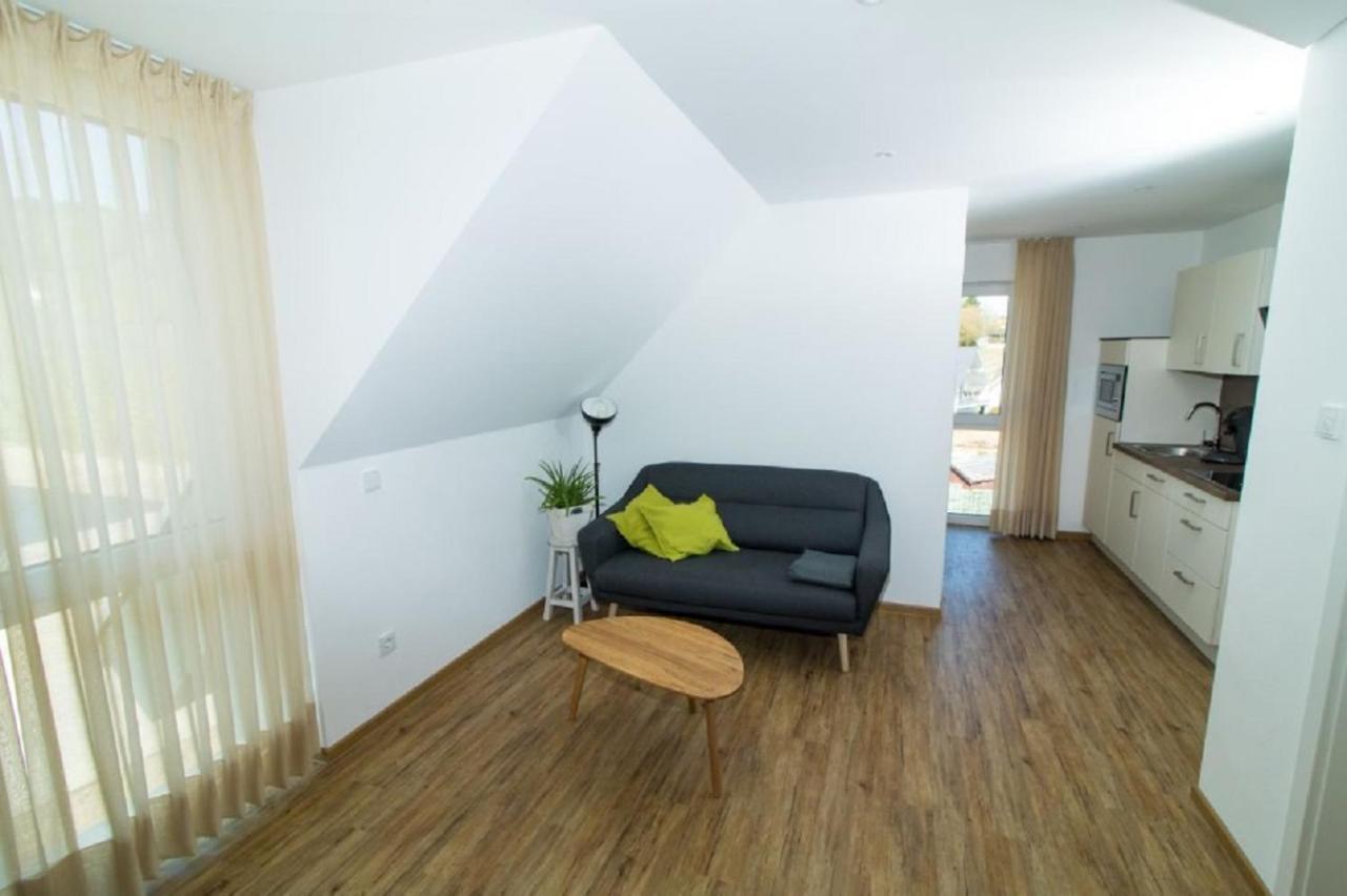 Ferienweingut Ulrike Thul Apartment ไลเวน ภายนอก รูปภาพ