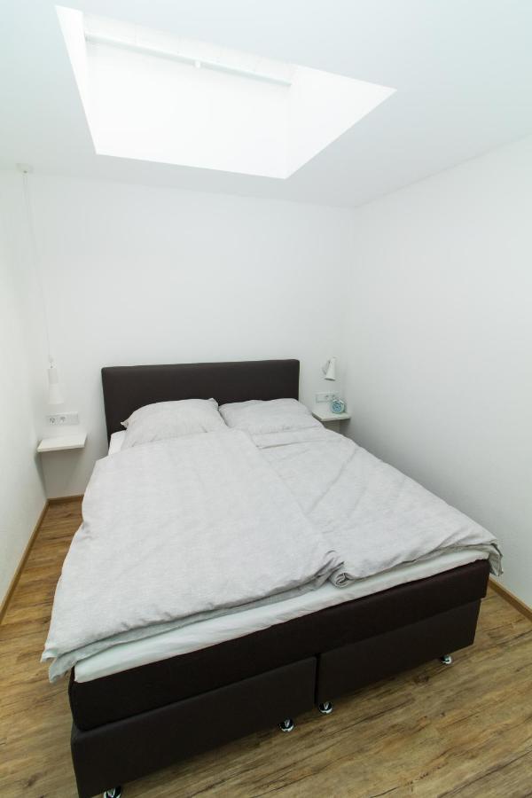 Ferienweingut Ulrike Thul Apartment ไลเวน ภายนอก รูปภาพ
